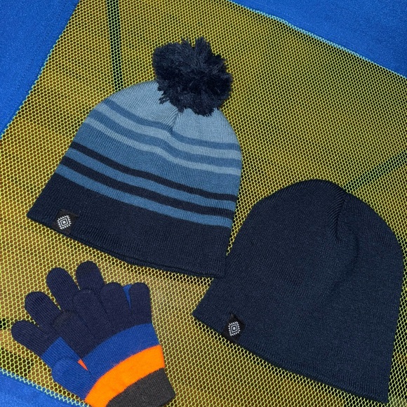 Boys Winter Hats and Gloves Set - Picture 1 of 1
